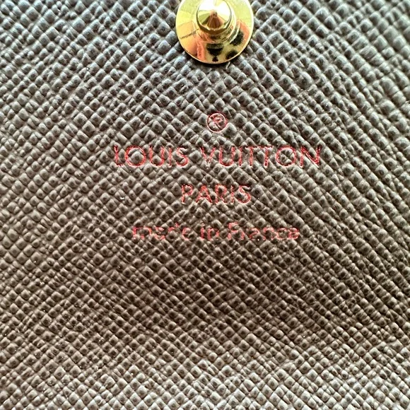 Louis Vuitton Damier Ebene 4 Key Holder - Picture 6 of 7